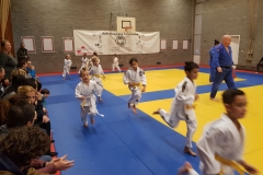 2017-12-08 23.18.54